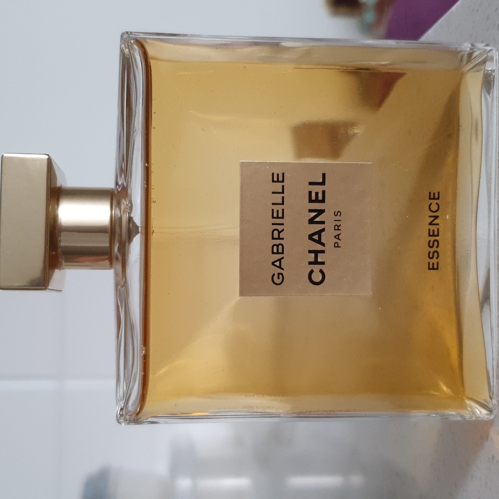 chanel Gabrielle ESSENCE  edp